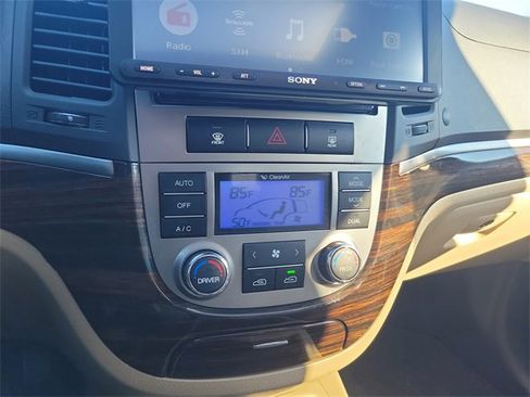 Used 2011 Hyundai Santa Fe Limited w/ Navigation Pkg 4 image 21