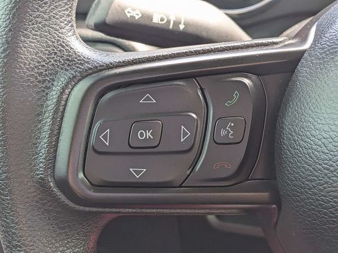 Used 2021 Jeep Wrangler Sport AWD/4WD image 18