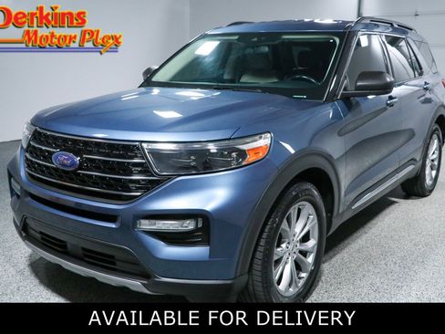 Used 2020 Ford Explorer XLT w/ Equipment Group 202A RWD image 1