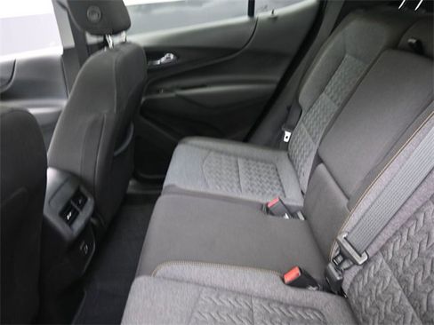 Used 2023 Chevrolet Equinox LT image 22