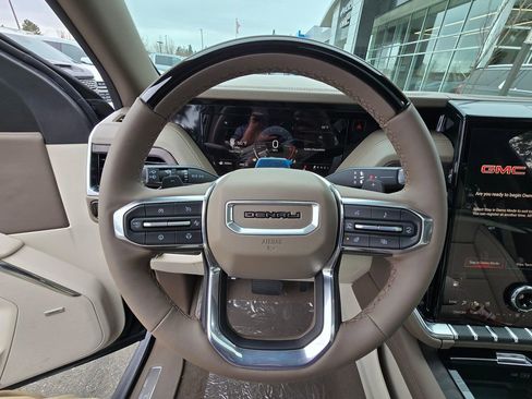 New 2026 GMC Yukon XL Denali w/ Denali Reserve Package image 27