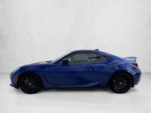 Used 2022 Toyota GR86 Premium RWD image 6