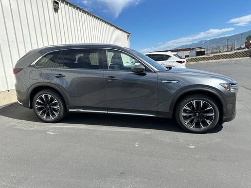 Used 2024 MAZDA CX-90 Plug-In Hybrid w/ Premium Plus AWD/4WD image 4