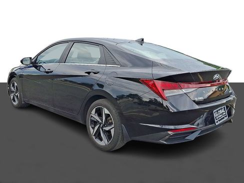 Used 2023 Hyundai Elantra Limited FWD image 5