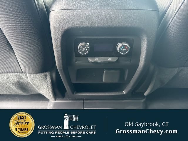 Used 2026 Chevrolet Traverse LT w/ Driver Confidence Package AWD/4WD image 18