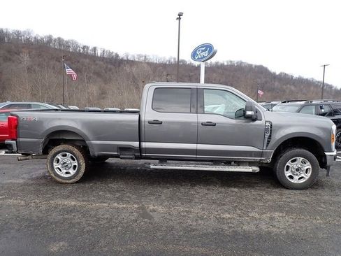 Used 2025 Ford F250 XLT image 6