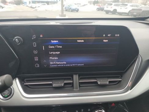 Used 2025 Chevrolet Trax LT image 13