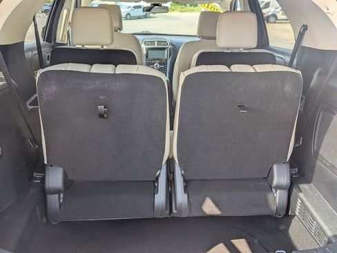 Used 2018 Ford Explorer Platinum AWD/4WD image 31