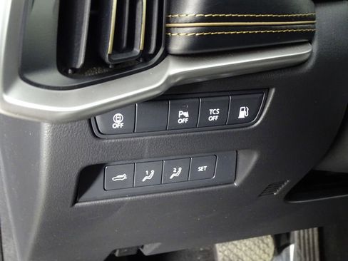 Used 2024 MAZDA CX-90 Plug-In Hybrid w/ Premium Plus image 20