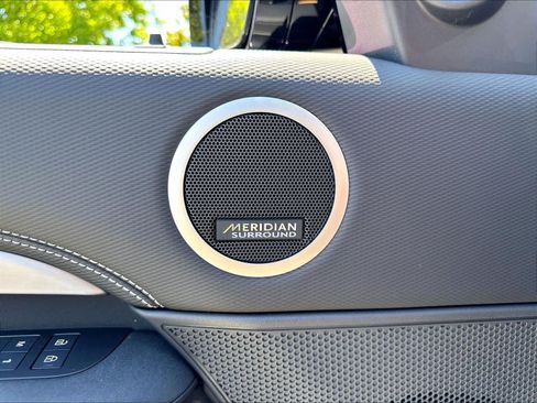 New 2026 Land Rover Discovery Dynamic SE AWD/4WD image 21