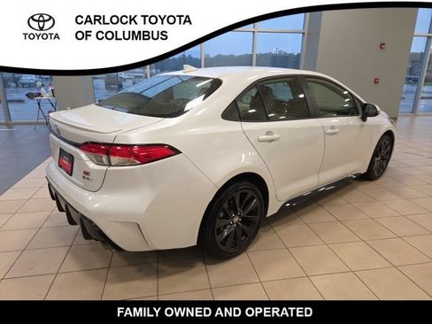 Used 2026 Toyota Corolla SE FWD image 8