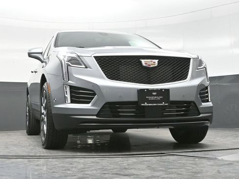 New 2025 Cadillac XT5 Sportv w/ Technology Package image 18