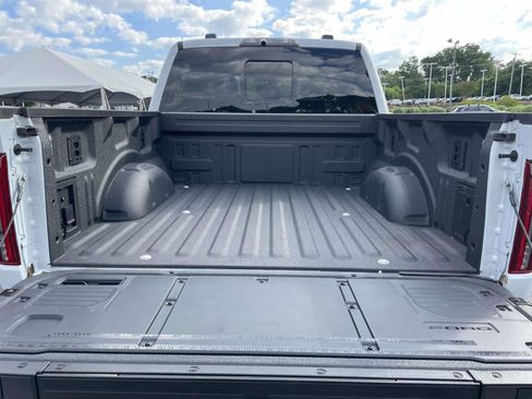 Used 2025 Ford F150 Raptor AWD/4WD image 10