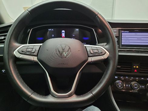 Used 2024 Volkswagen Jetta SE image 22