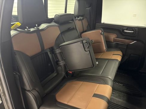 Used 2022 Chevrolet Silverado 3500 High Country w/ Safety Package II image 28