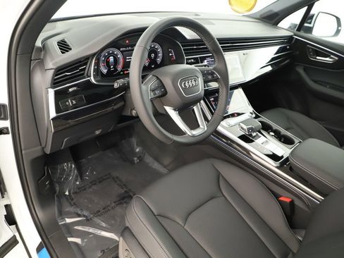 New 2025 Audi Q7 3.0T Premium Plus image 15