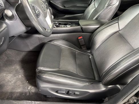 Used 2021 Nissan Maxima 3.5 SV w/ Floor Mat Group FWD image 10