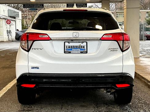 Used 2022 Honda HR-V Sport image 4