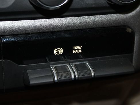 Used 2022 RAM 3500 Big Horn image 44