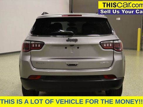 Used 2018 Jeep Compass Latitude w/ Popular Equipment Group image 6