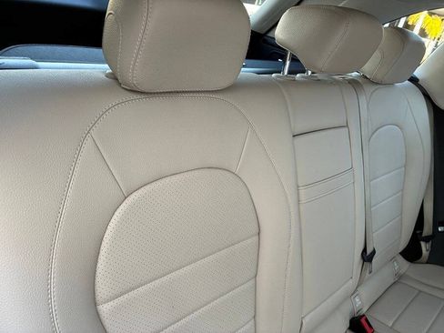 Used 2017 Mercedes-Benz GLC 300 image 26