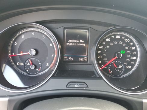 Used 2020 Volkswagen Atlas Cross Sport SE FWD image 17