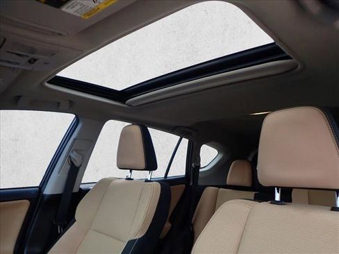 Used 2018 Toyota RAV4 XLE image 13