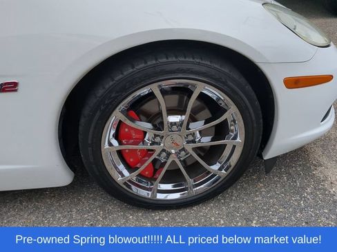 Used 2006 Chevrolet Corvette Coupe RWD image 15
