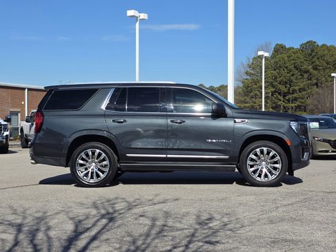 Used 2022 GMC Yukon Denali w/ Denali Ultimate Package image 8
