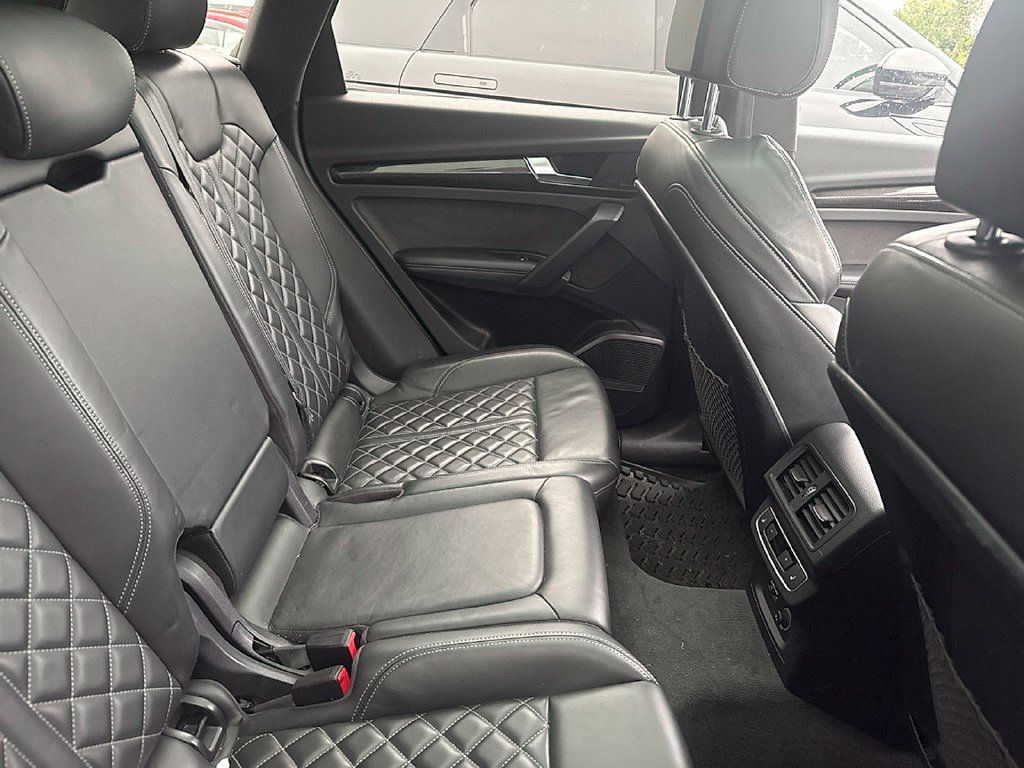 Used 2021 Audi SQ5 Prestige w/ Prestige Package AWD/4WD image 10