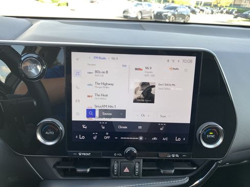 Used 2026 Lexus NX 350 AWD w/ Cold Area Package image 23
