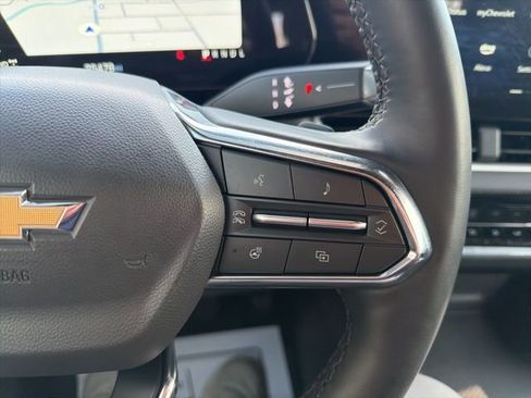 Certified 2025 Chevrolet Equinox LT w/ Safety and Technology Package image 25