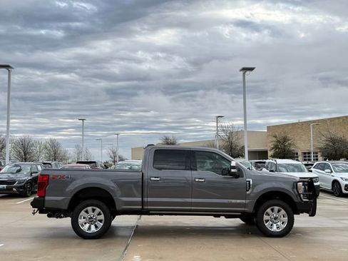 Used 2021 Ford F250 Platinum w/ FX4 Off-Road Package image 6