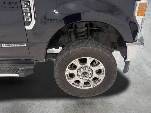Used 2021 Ford F250 Lariat w/ FX4 Off-Road Package AWD/4WD image 20