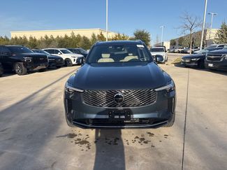 Used 2025 Volvo XC90 B6 Plus video 2