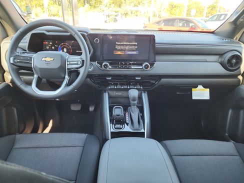 New 2026 Chevrolet Colorado W/T image 13