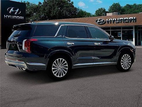 Used 2025 Hyundai Palisade Calligraphy AWD/4WD image 11