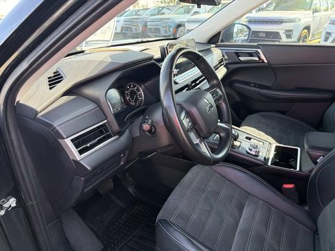Used 2024 Mitsubishi Outlander SE Black Edition AWD/4WD image 20