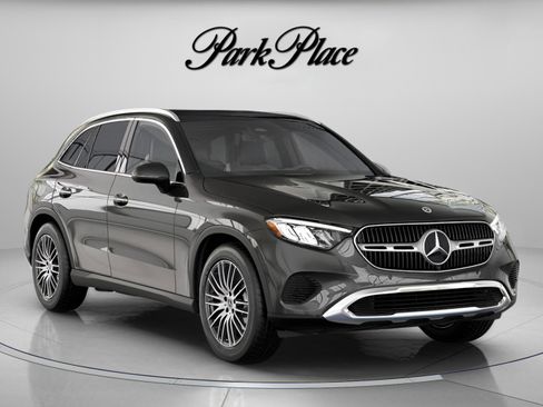 Used 2026 Mercedes-Benz GLC 300 image 31