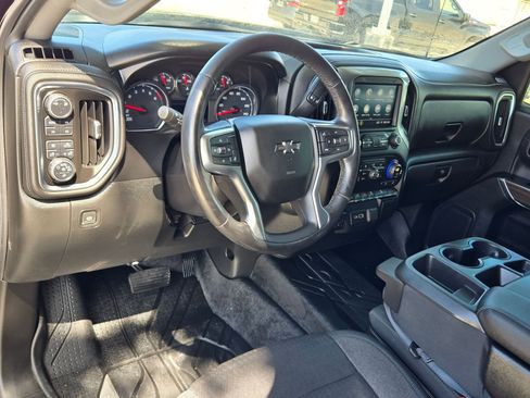 Certified 2019 Chevrolet Silverado 1500 RST AWD/4WD image 10