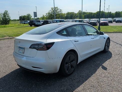 Used 2023 Tesla Model 3 Standard Range RWD image 9