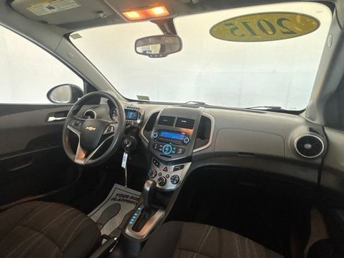 Used 2015 Chevrolet Sonic LT FWD image 22