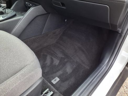Used 2025 Kia K4 EX FWD image 79