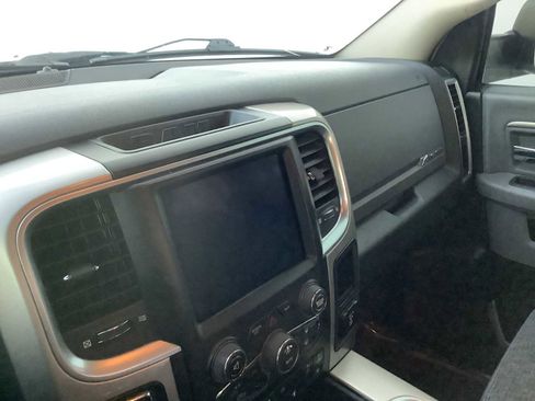 Used 2019 RAM 1500 Big Horn image 17