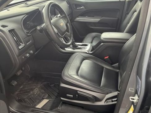 Used 2021 Chevrolet Colorado LT w/ LT Convenience Package AWD/4WD image 5