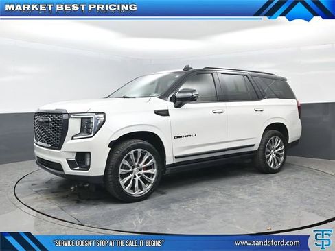 Used 2021 GMC Yukon Denali w/ Denali Premium Package image 1