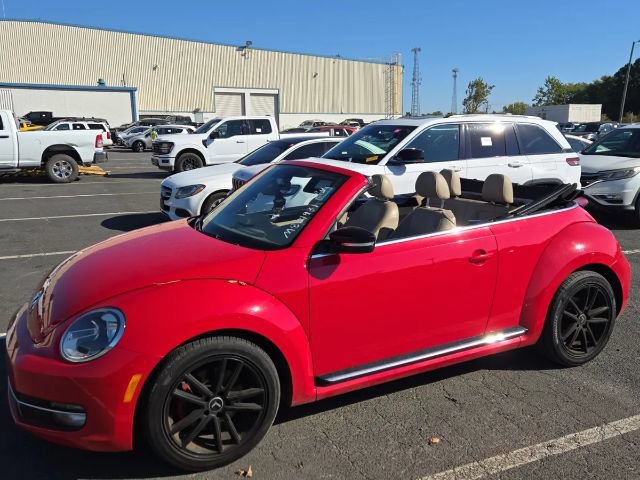 Used 2013 Volkswagen Beetle 2.0T FWD image 7