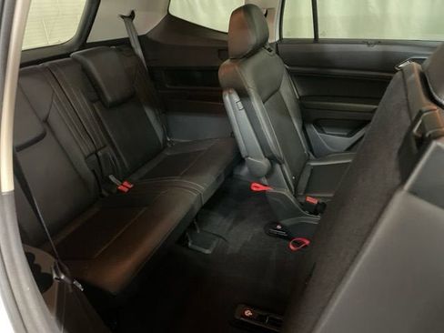 Used 2019 Volkswagen Atlas SEL R-Line AWD/4WD image 8
