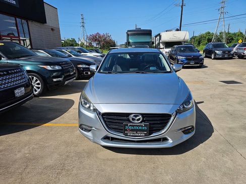 Used 2017 MAZDA MAZDA3 Grand Touring FWD image 4