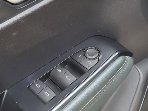 Used 2024 GMC Acadia AT4 w/ Luxury Package AWD/4WD image 25